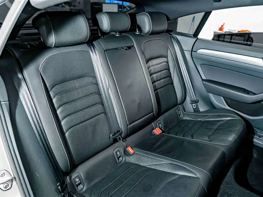 Volkswagen CC — миниатюра 21