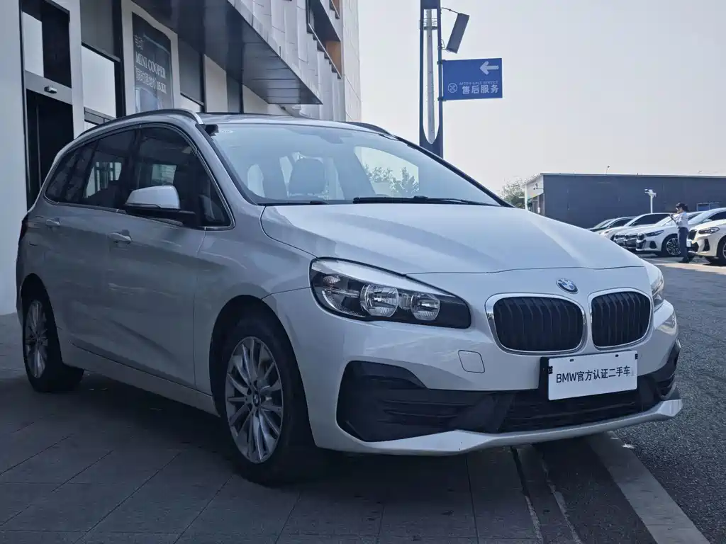 BMW 2 Series Gran Tourer — миниатюра 4
