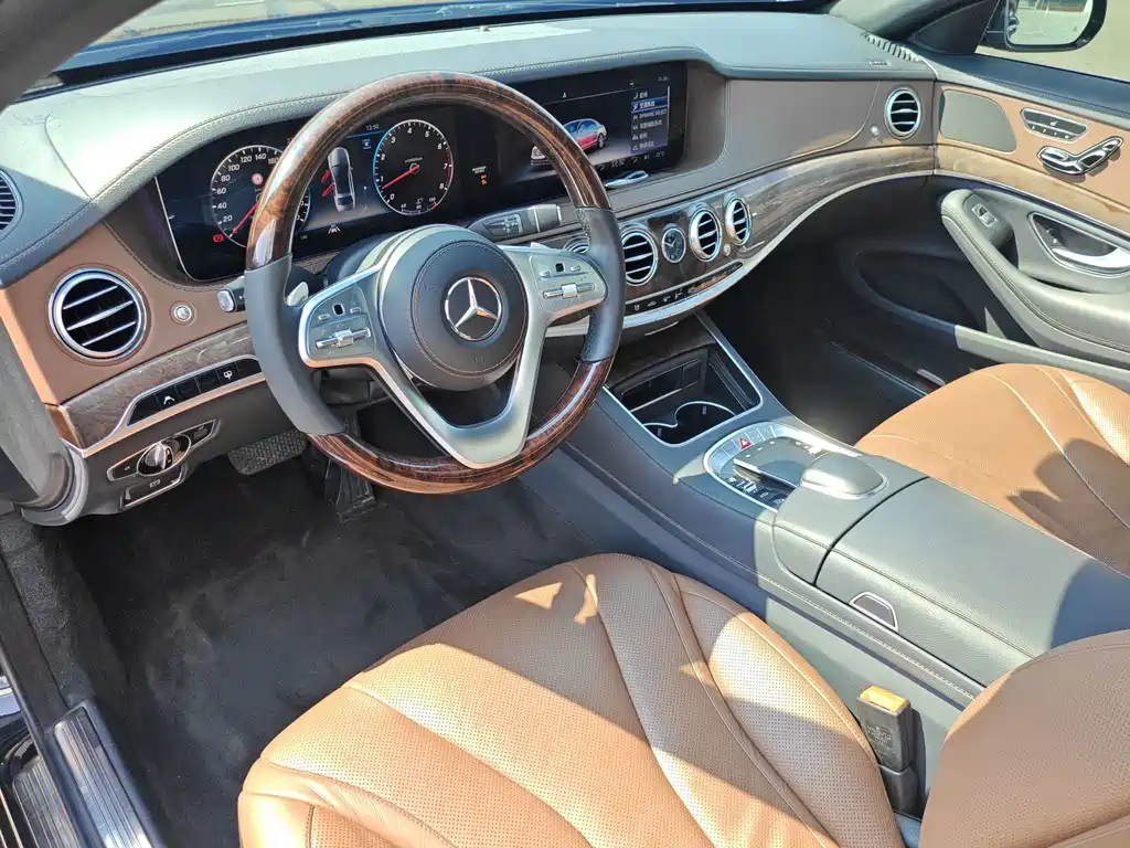 Mercedes-Benz S-Class — миниатюра 17