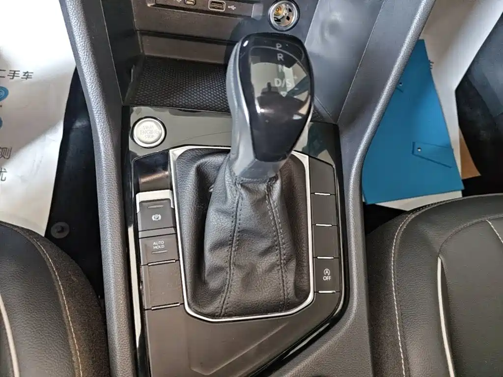 Volkswagen Tiguan L — миниатюра 14