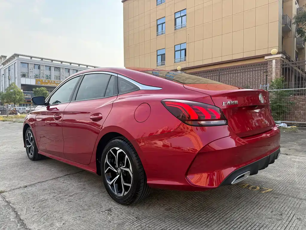 MG MG5 — миниатюра 7