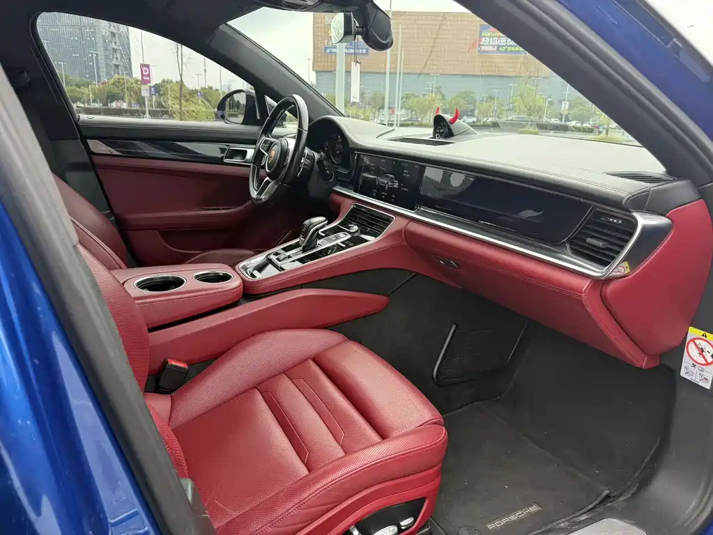 Porsche Panamera — миниатюра 11