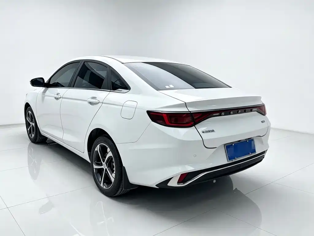 Geely Emgrand L — миниатюра 4