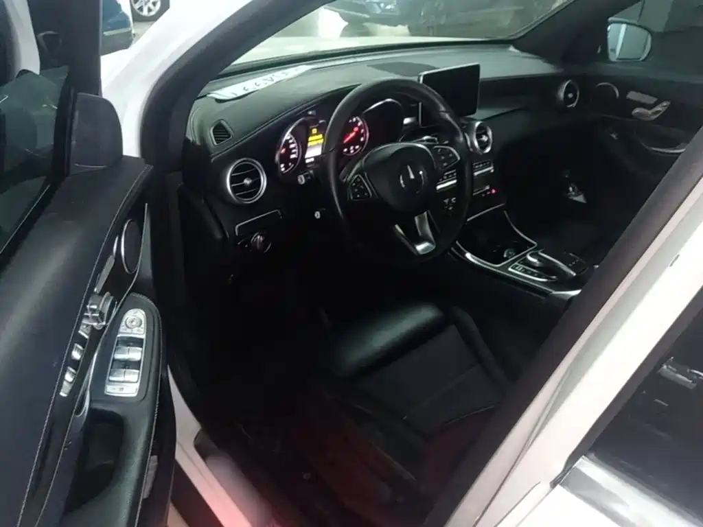 Mercedes-Benz GLC — миниатюра 16