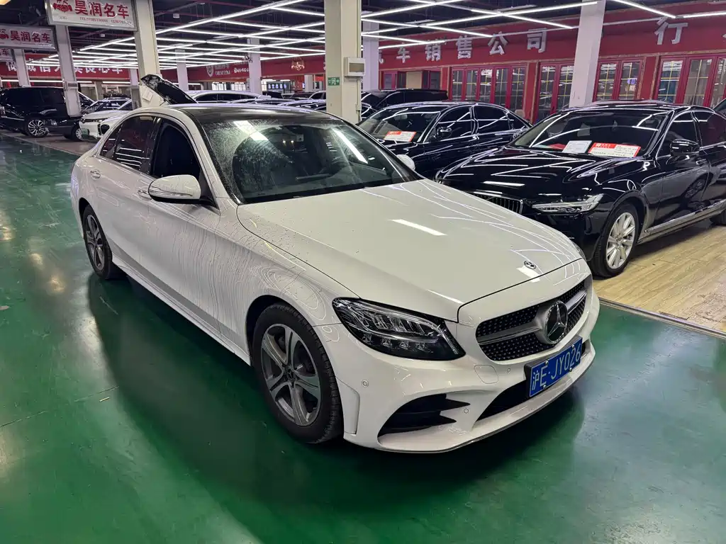 Mercedes-Benz C-Class — миниатюра 9