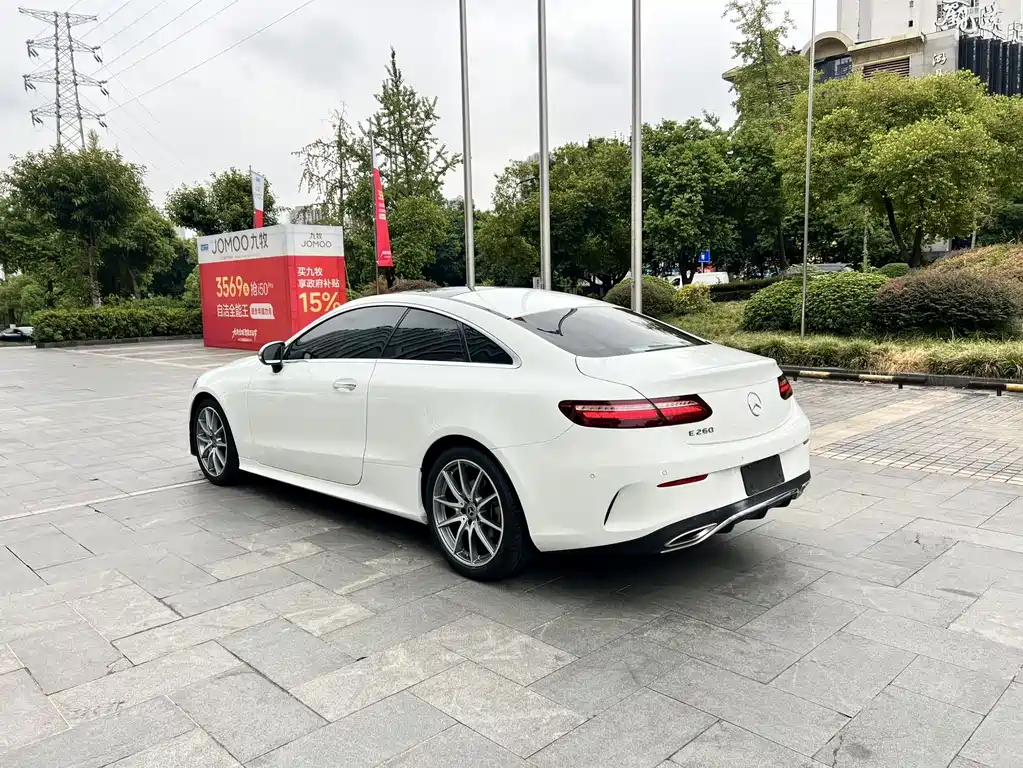 Mercedes-Benz E-Class (Import) — миниатюра 11