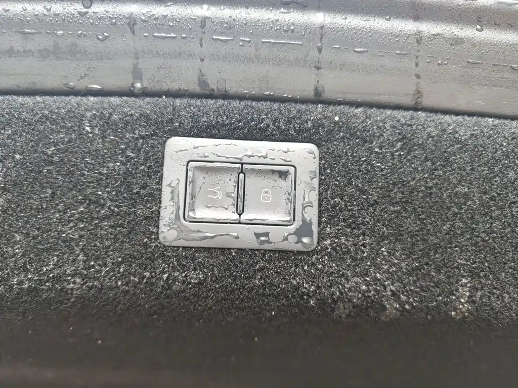 BYD Han L — миниатюра 10