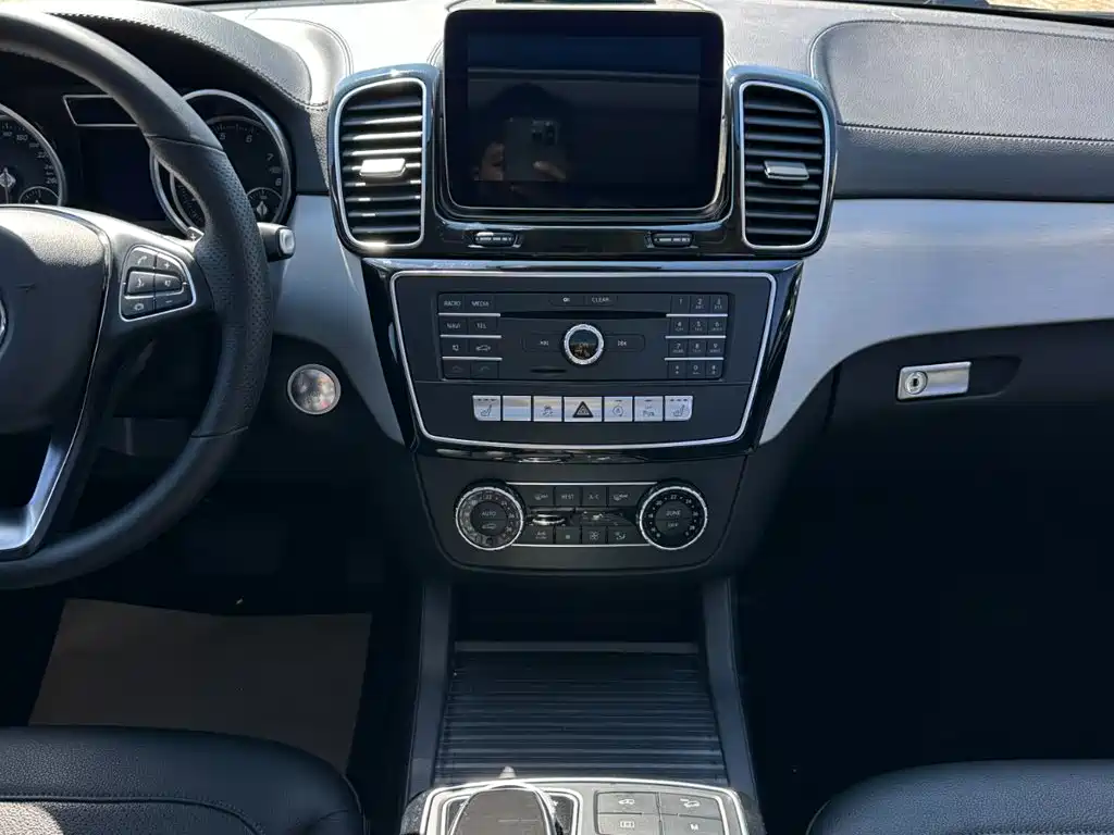 Mercedes-Benz GLE Coupe — миниатюра 21
