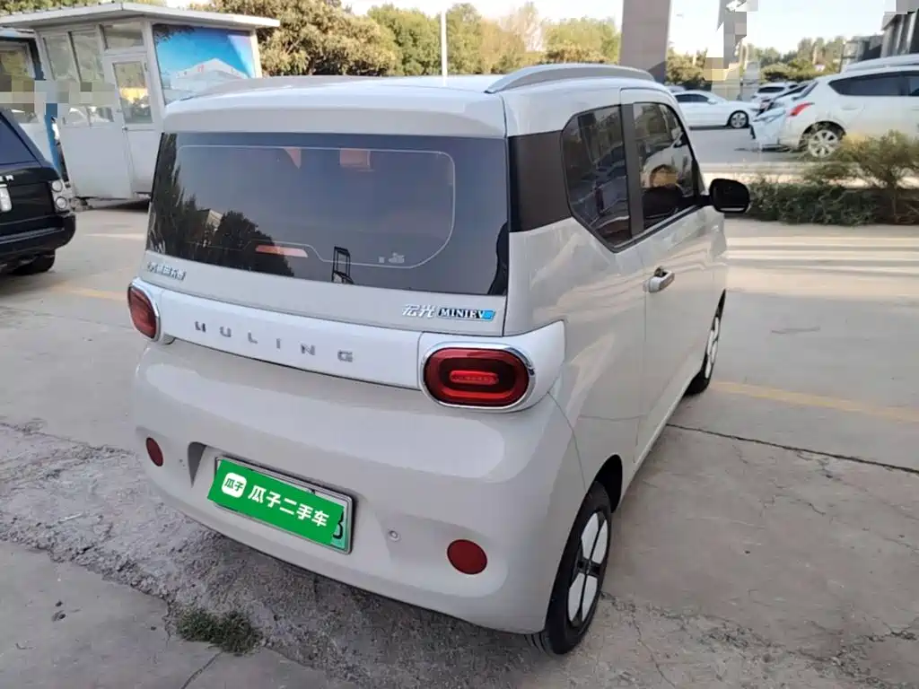 Wuling MINIEV — миниатюра 7