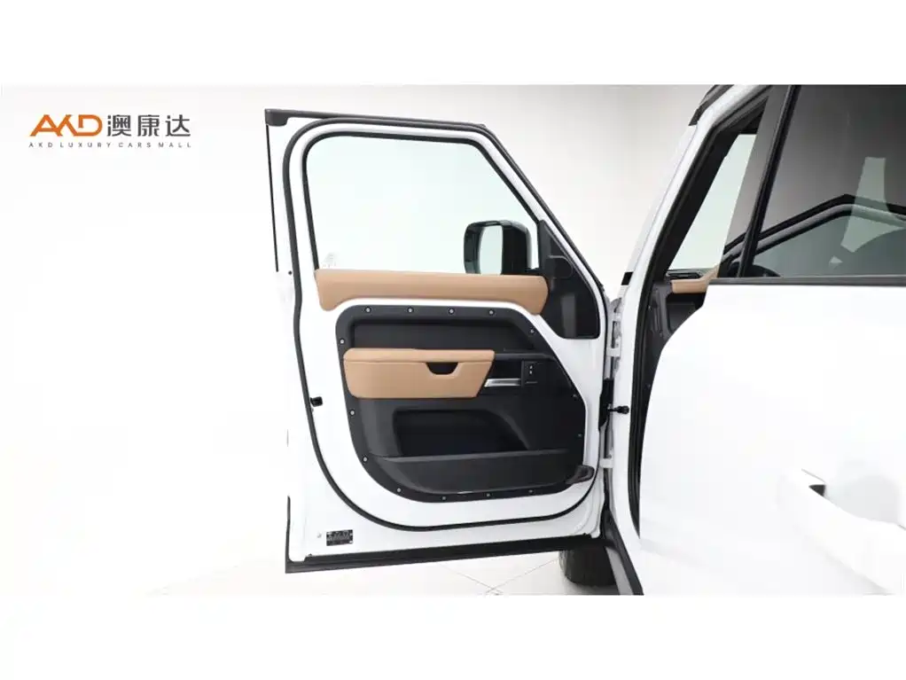 Land Rover Defender — миниатюра 10