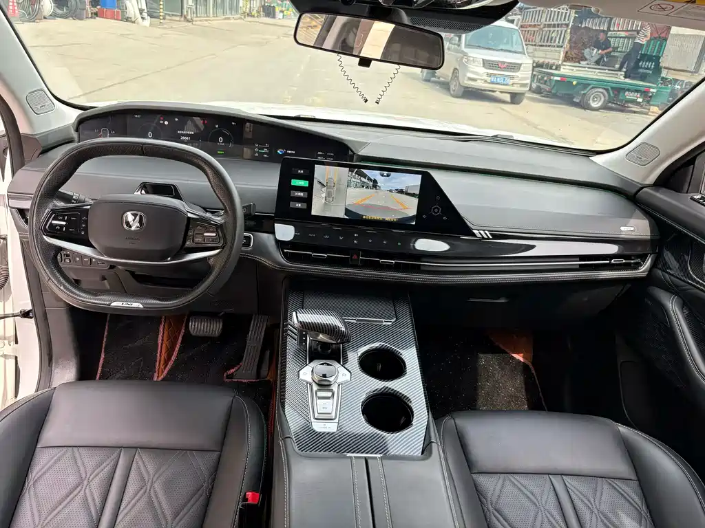 Changan UNI-K iDD — миниатюра 8