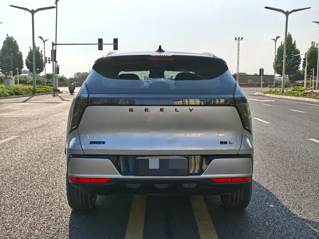 Geely Boyue L — миниатюра 5