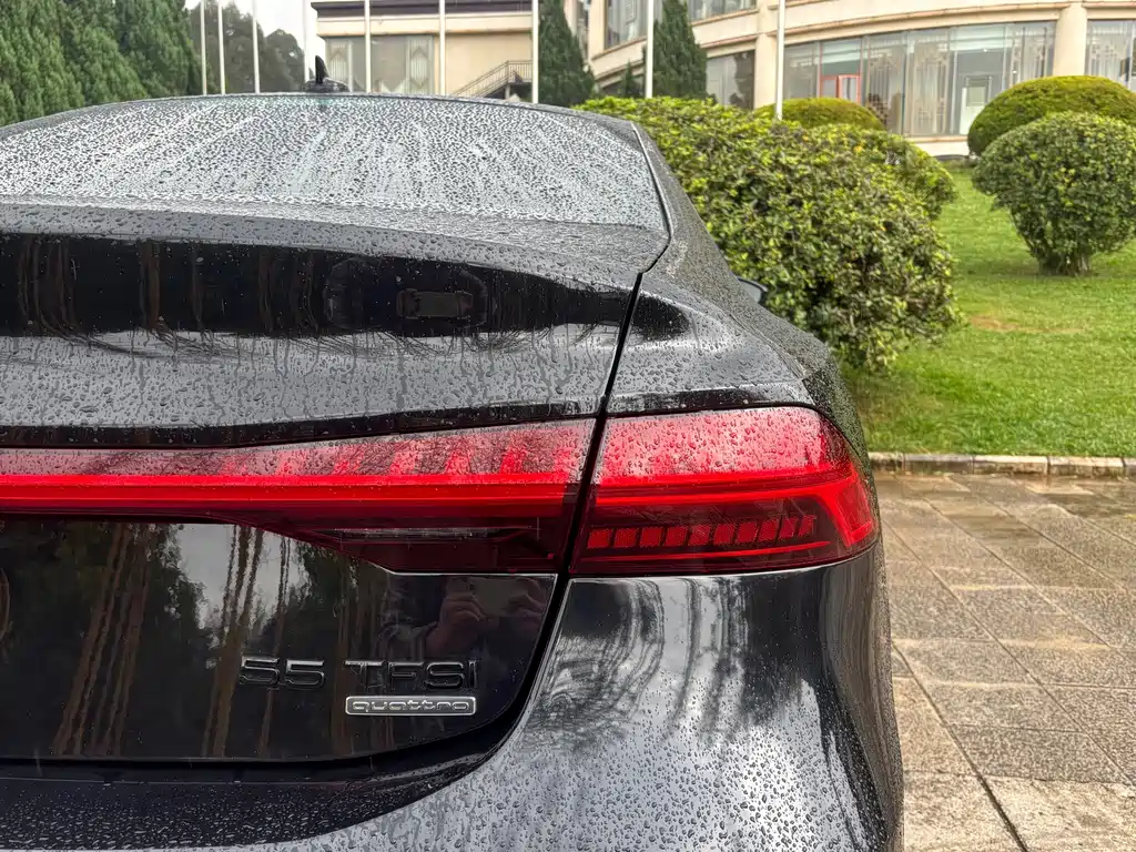 Audi A7L — миниатюра 24