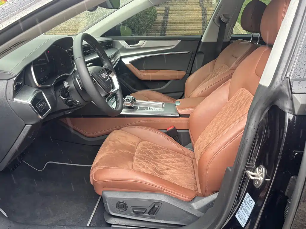 Audi A7L — миниатюра 11