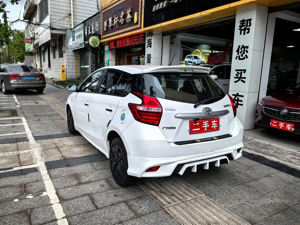 Toyota Yaris L — миниатюра 7