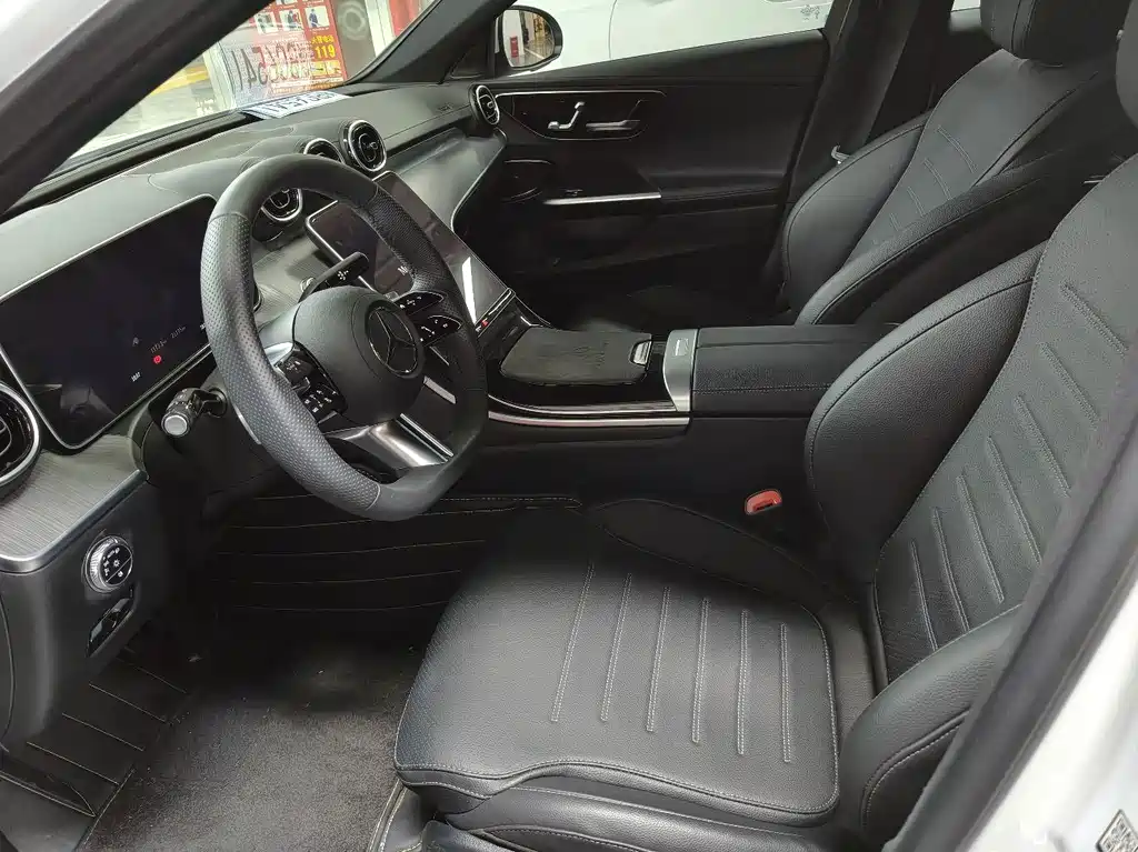 Mercedes-Benz C-Class — миниатюра 4