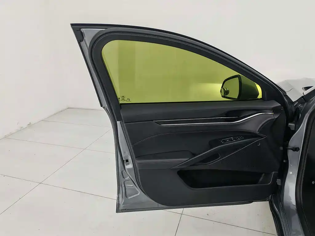 Ford Mondeo — миниатюра 16