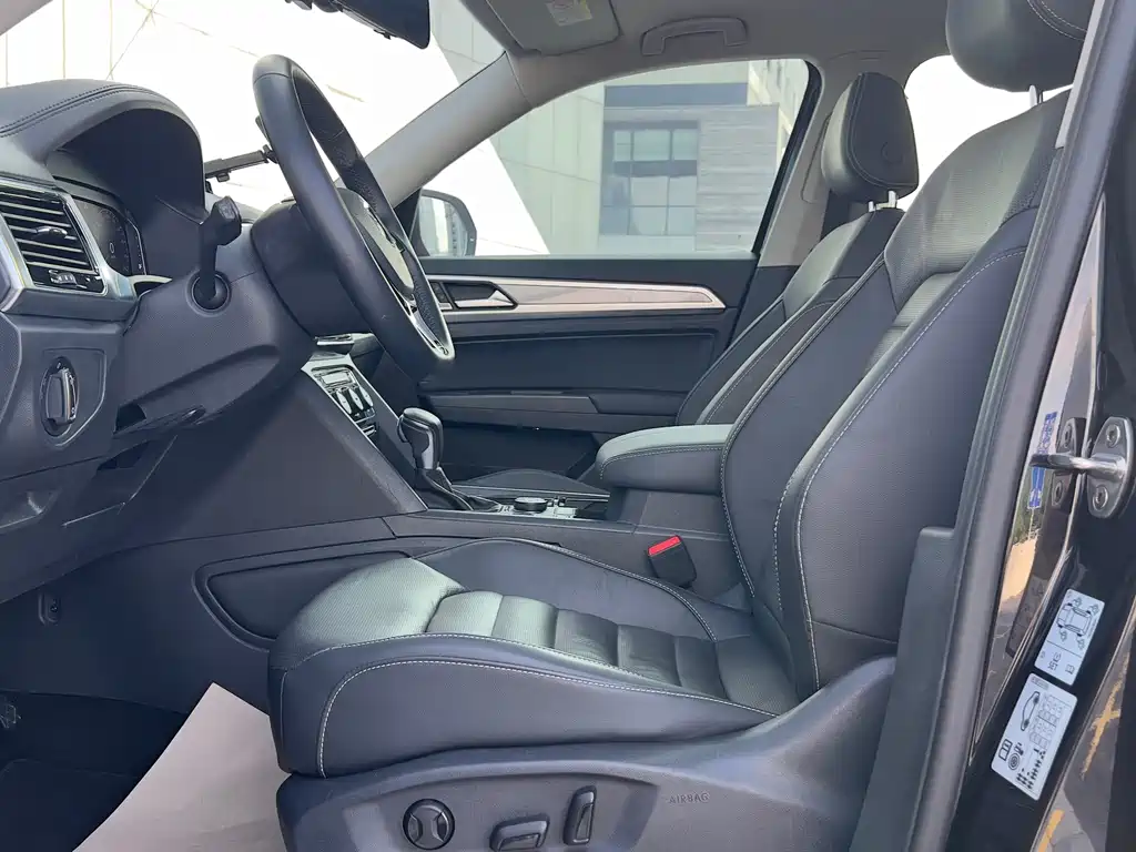 Volkswagen Teramont — миниатюра 14