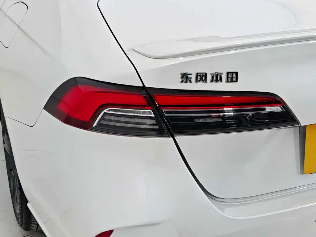 Honda Inspire — миниатюра 7