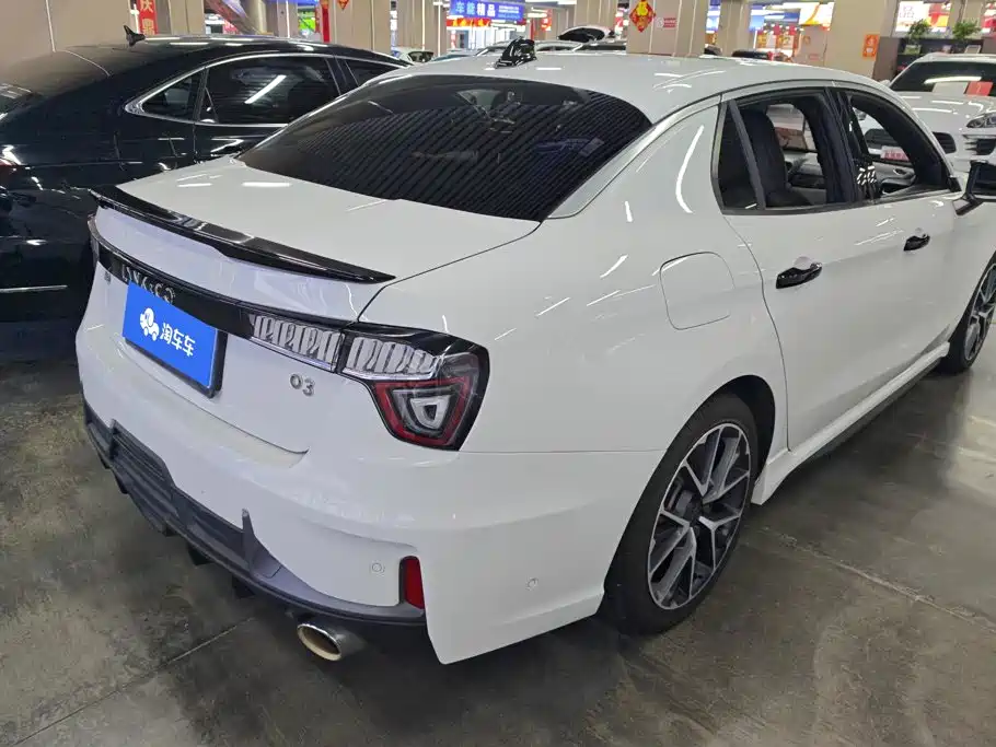 Lynk & Co 03 — миниатюра 3