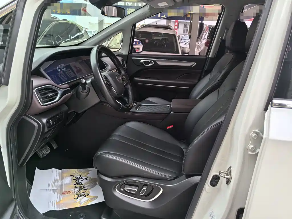 GAC Motor Trumpchi M6 — миниатюра 7
