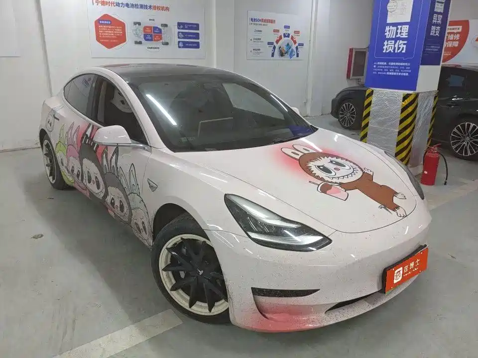 Tesla Model 3 — фотографии объявления, Фото 2
