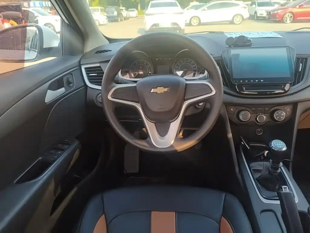 Chevrolet Cavalier — миниатюра 11