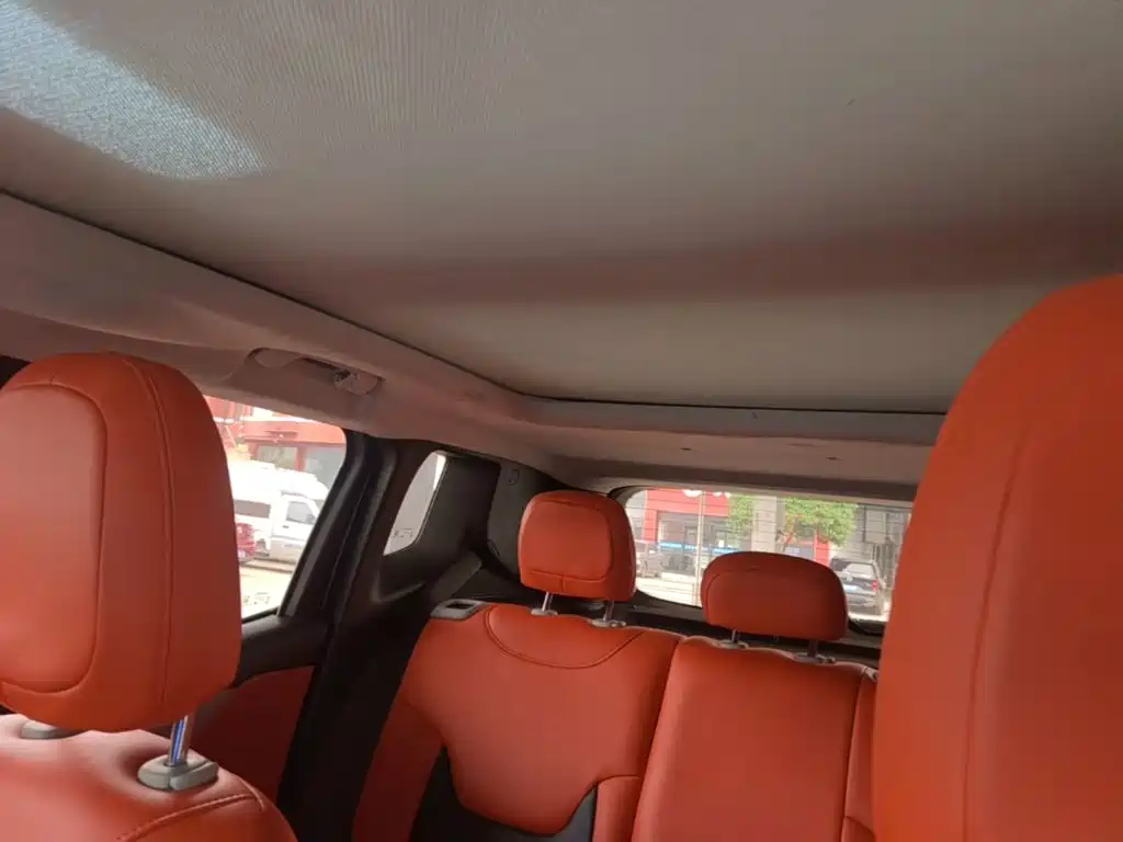 Jeep Renegade — миниатюра 18