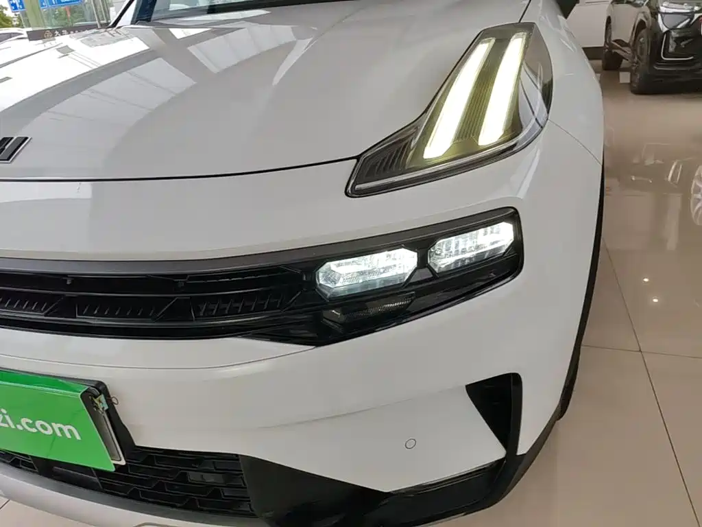 Lynk & Co 06 — миниатюра 24