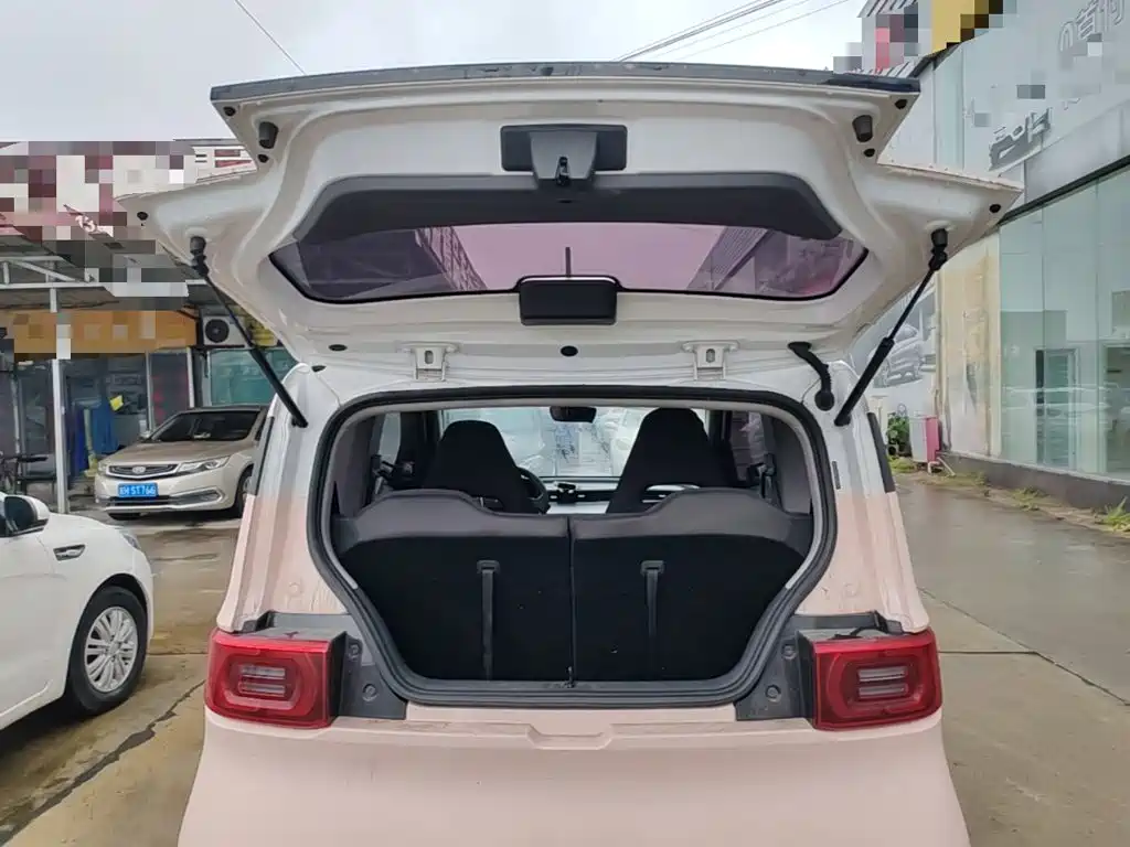 Wuling MINIEV — миниатюра 19