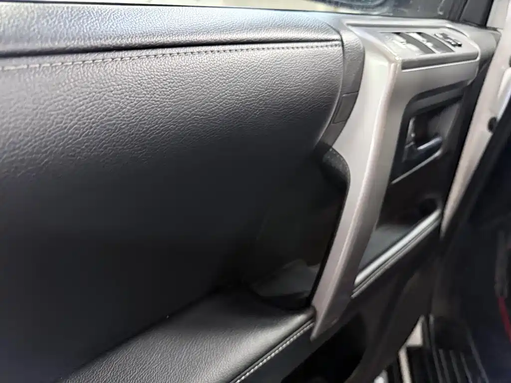 Toyota 4Runner 2019 4.0L AT