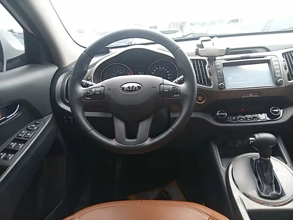 Kia Sportage — миниатюра 11