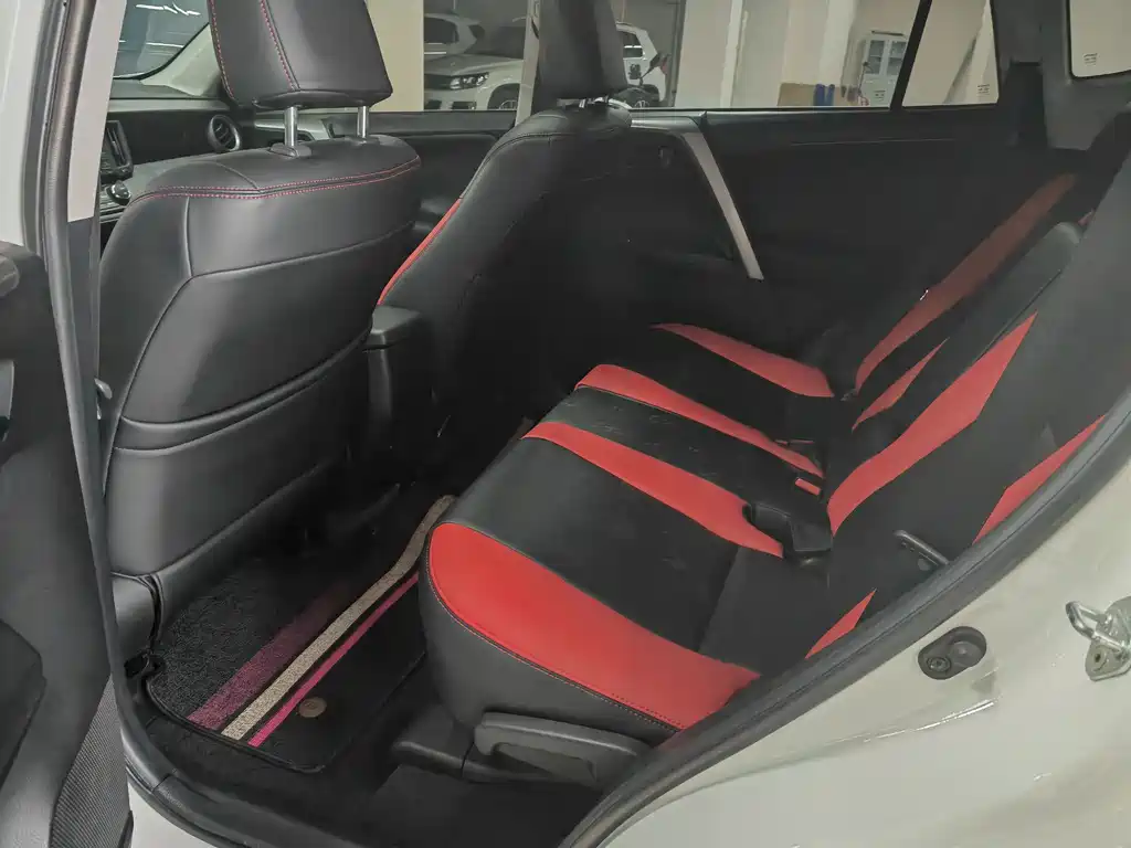 TOYOTA RAV4 RONGFANG