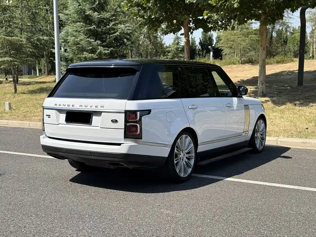Land Rover Range Rover — миниатюра 5