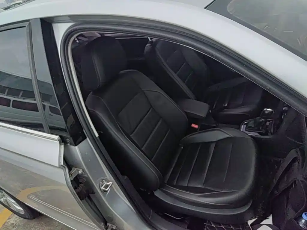 Volkswagen Bora — миниатюра 20