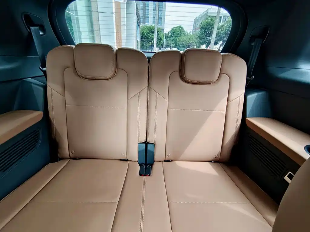 Li Auto Li ONE — миниатюра 10