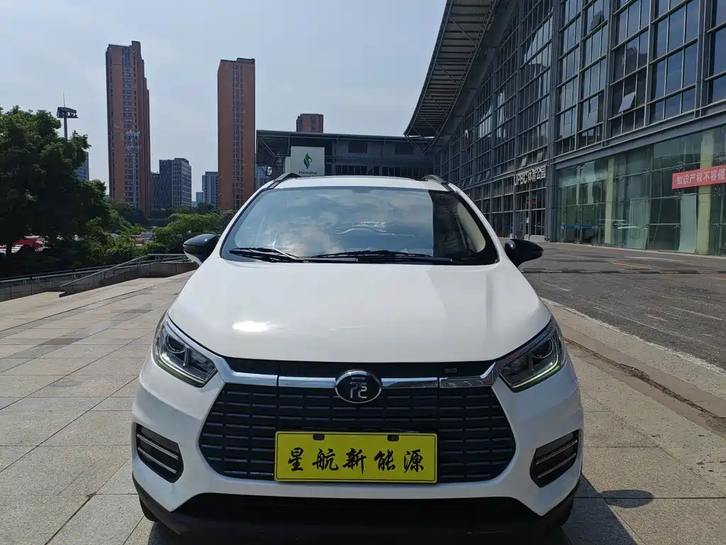 BYD Yuan EV — миниатюра 2