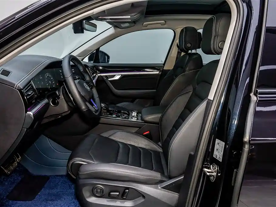 Volkswagen Touareg 2021 3.0TSI Sport