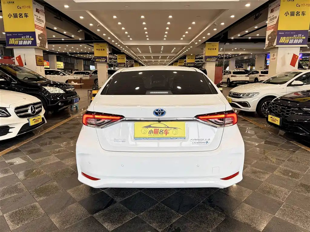 Toyota Corolla — миниатюра 13