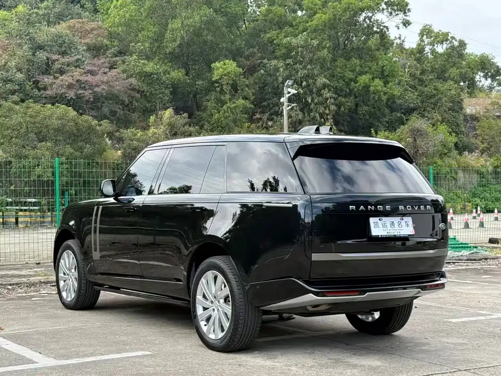 Land Rover Range Rover — миниатюра 8