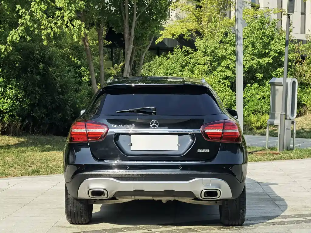 Mercedes-Benz GLA — миниатюра 5