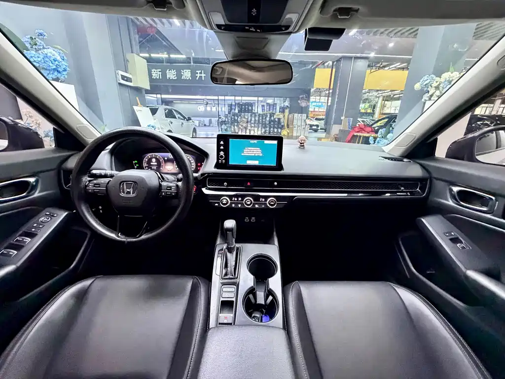Honda Civic — миниатюра 10
