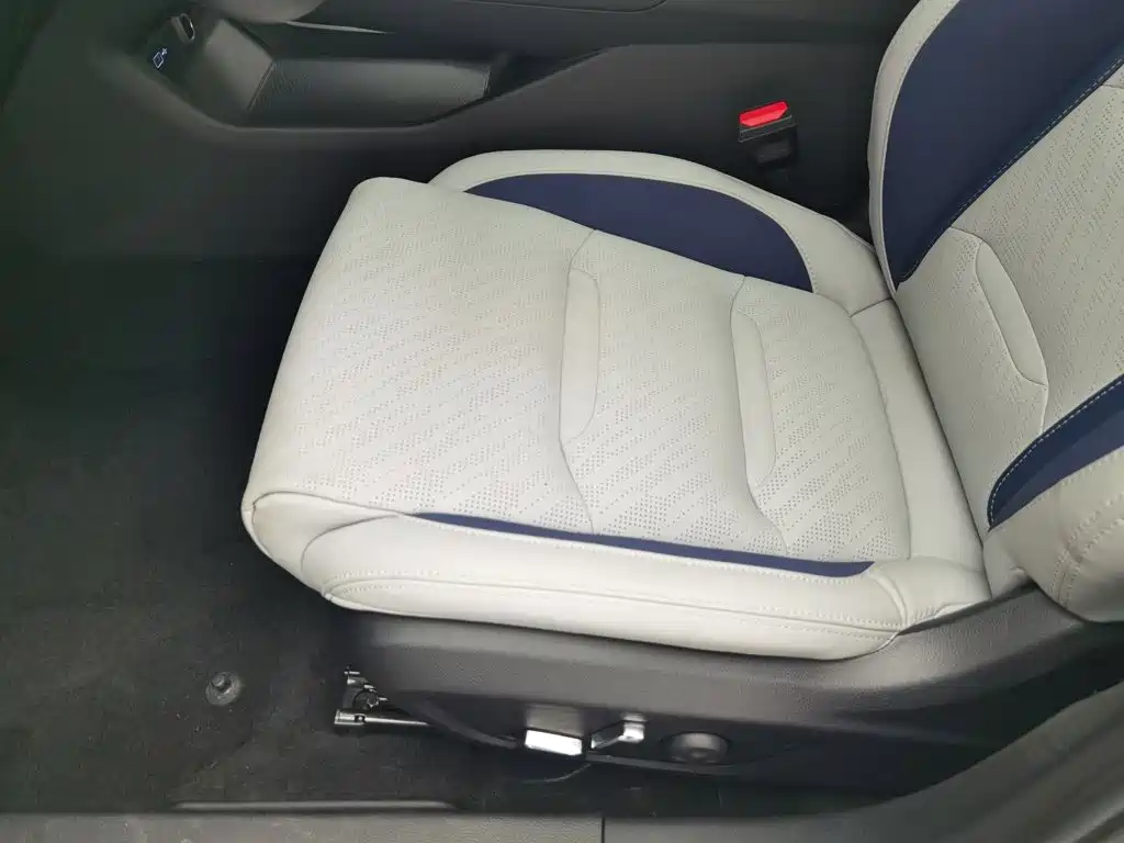 Geely Xingrui — миниатюра 20