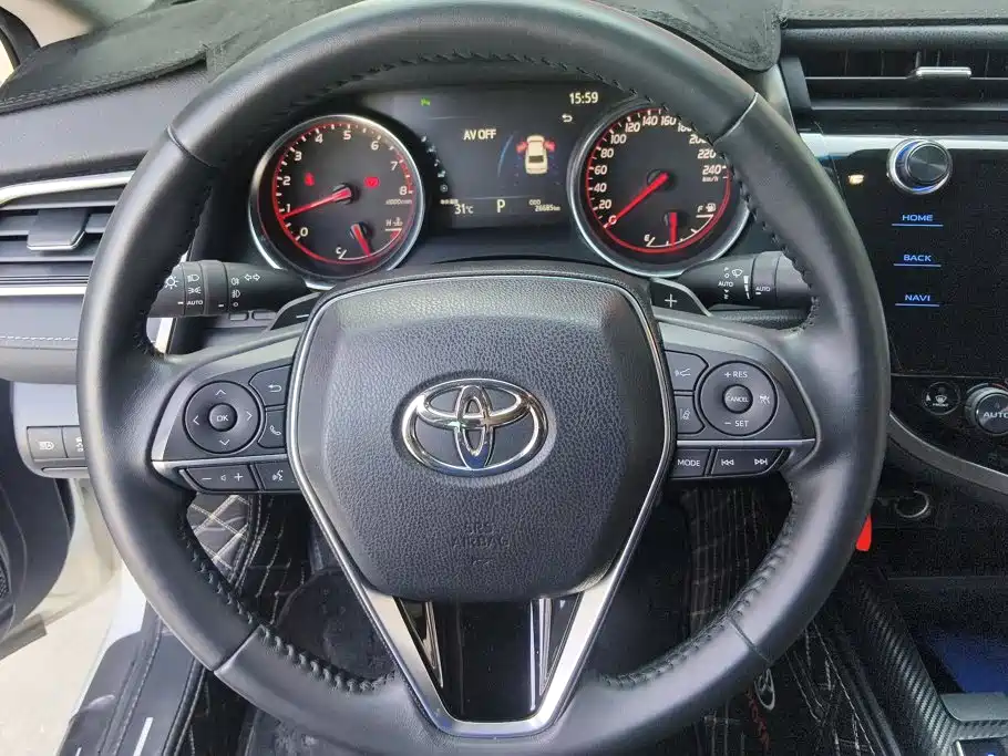 Toyota Camry — миниатюра 15