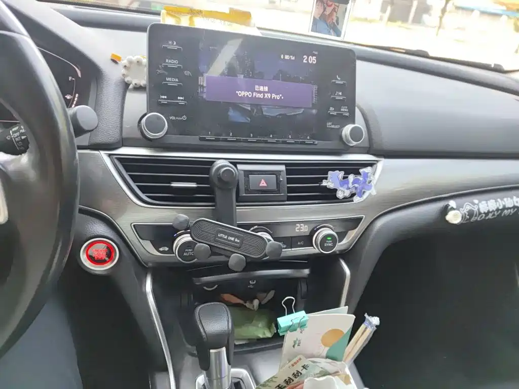 Honda Accord — миниатюра 9
