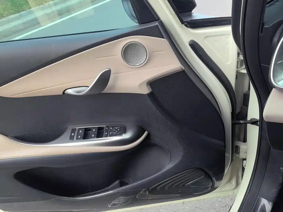 BYD Dolphin — миниатюра 7