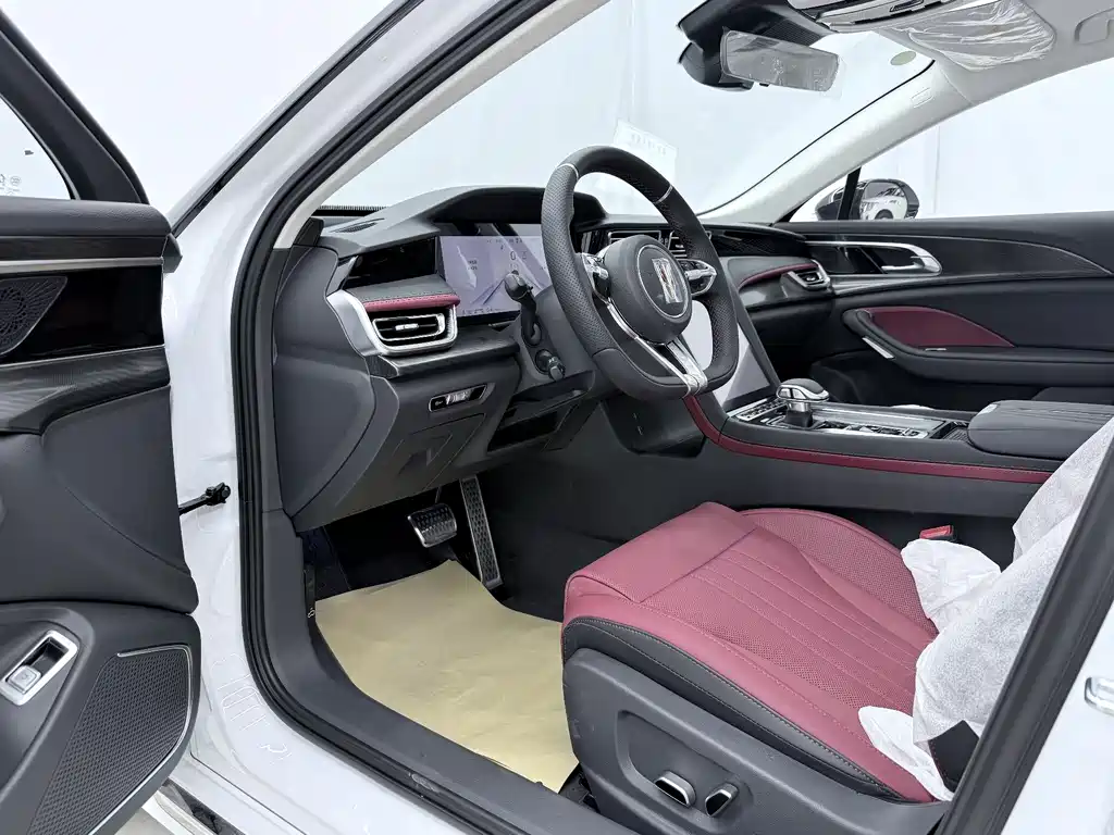 Hongqi H6 2025 2.0T