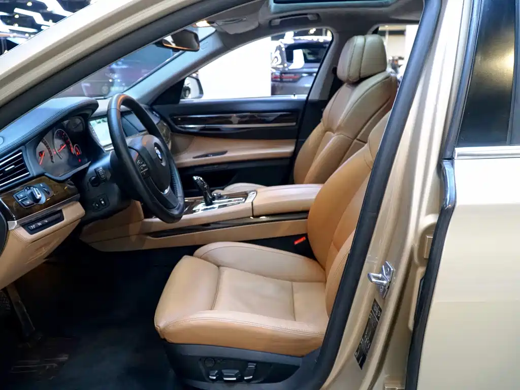 BMW 7 Series 7 2010 760Li