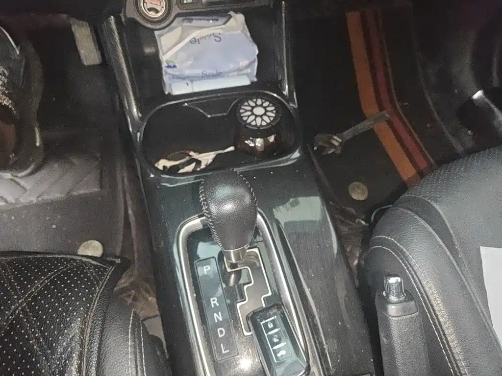 Mitsubishi Outlander — миниатюра 15