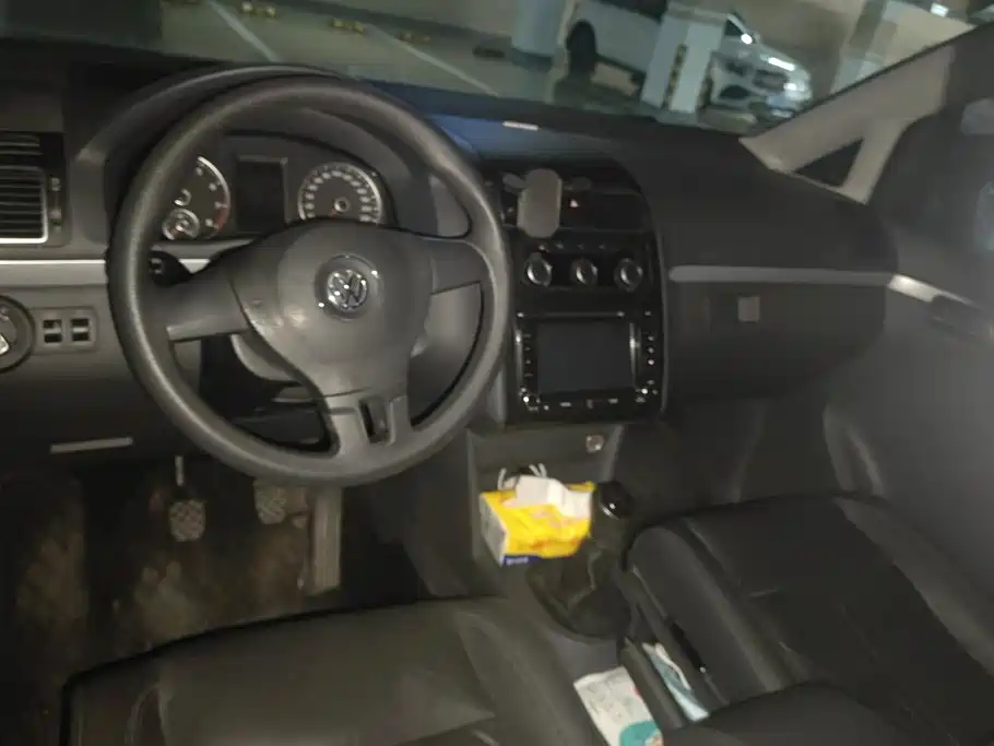 Volkswagen Touran — миниатюра 12